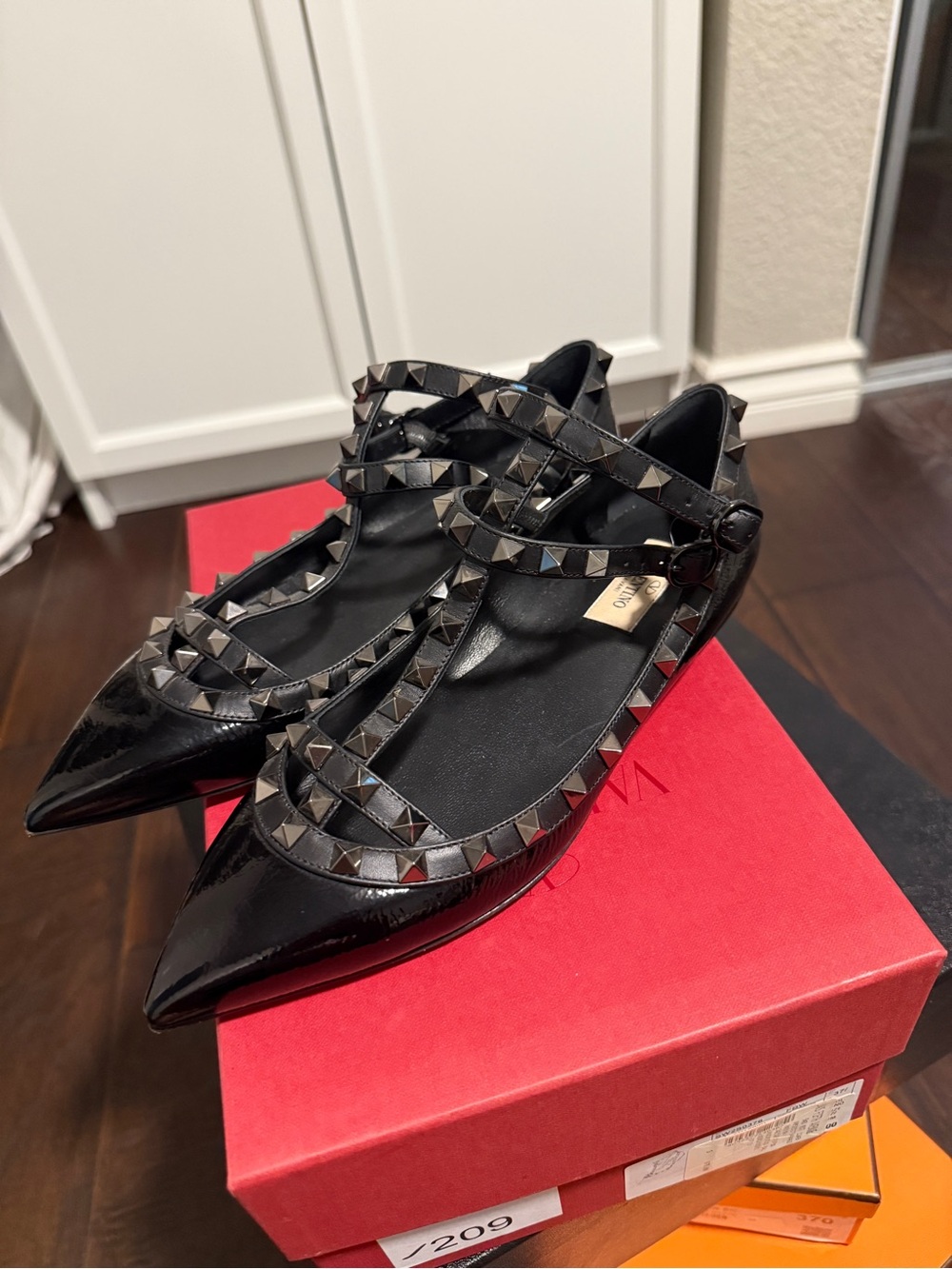 Valentino Garavani Black Patent Rockstud Pointed Flats